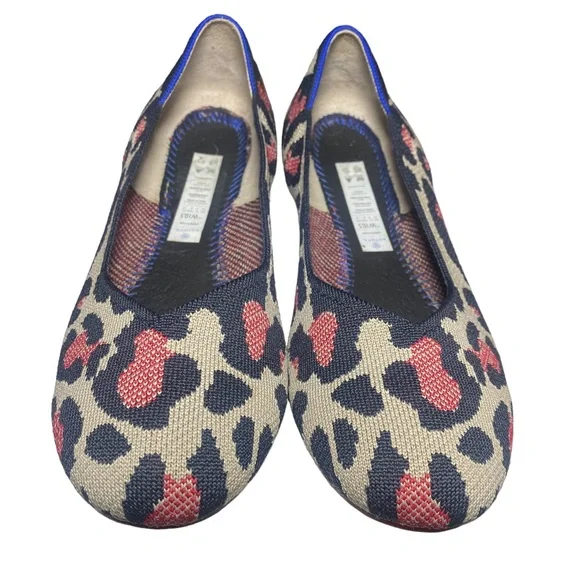 Rothys the flat red cat size 10.5 woman round toe flat shoes GUC Animal print - Picture 2 of 10